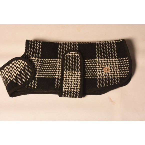 Chilly Dog Black and White Plaid Wool Dog Blanket Winter Coat Sizes XS-XXL - Picture 3 of 4
